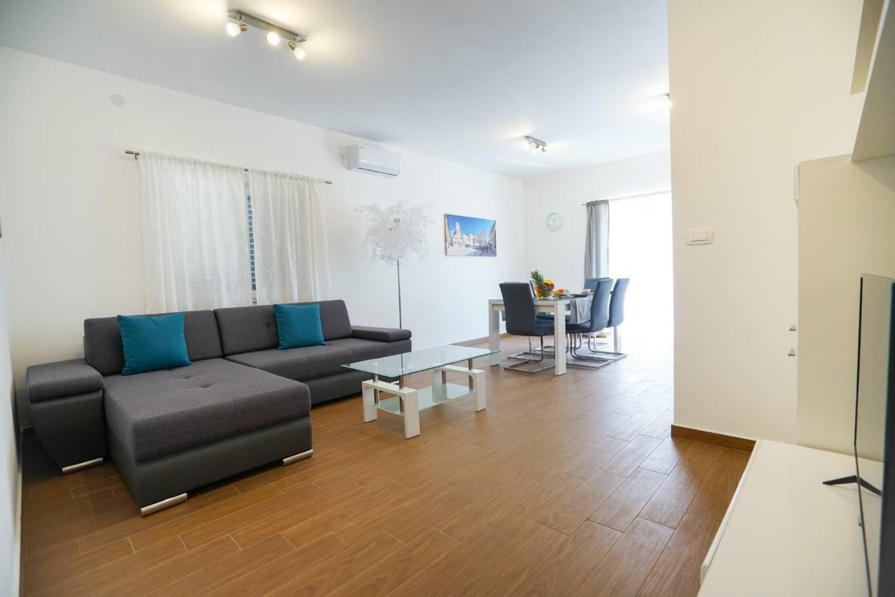 Tj Apartment 2 زادار المظهر الخارجي الصورة